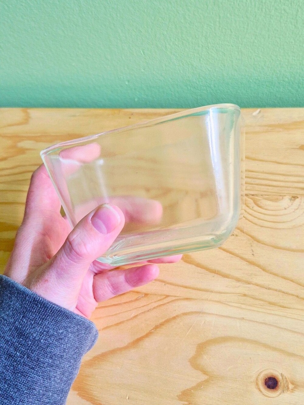 Vintage Clear Pyrex Refrigerator Dish with Ribbed Lid (#501) - Picture 13 of 15